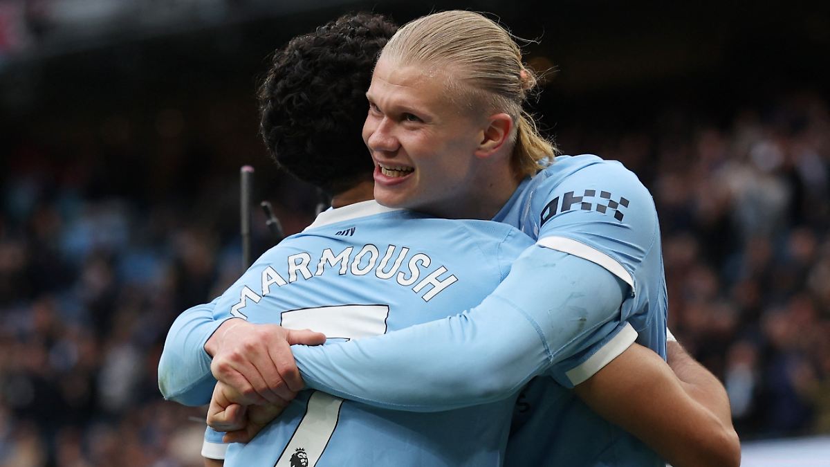 Haaland bën magji: Manchester City e mban garën për titull emocionues
