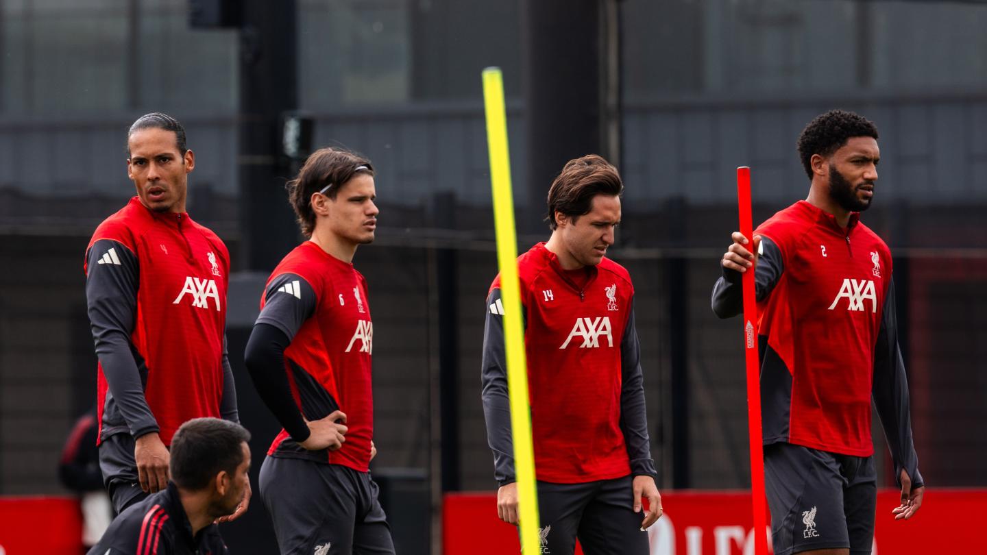 Manchester United vs Liverpool: Lajmet e ekipit
