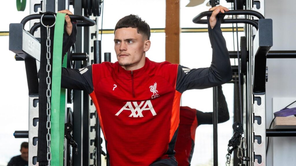 Galeria e Trajnimeve Live: Përgatitja e Liverpool për udhëtim në Aston Villa