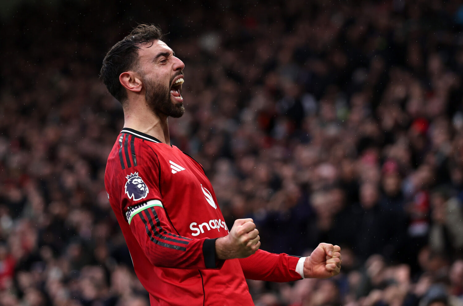 Bruno Fernandes shpalos: “Mund të ishte larguar nga Man United”.