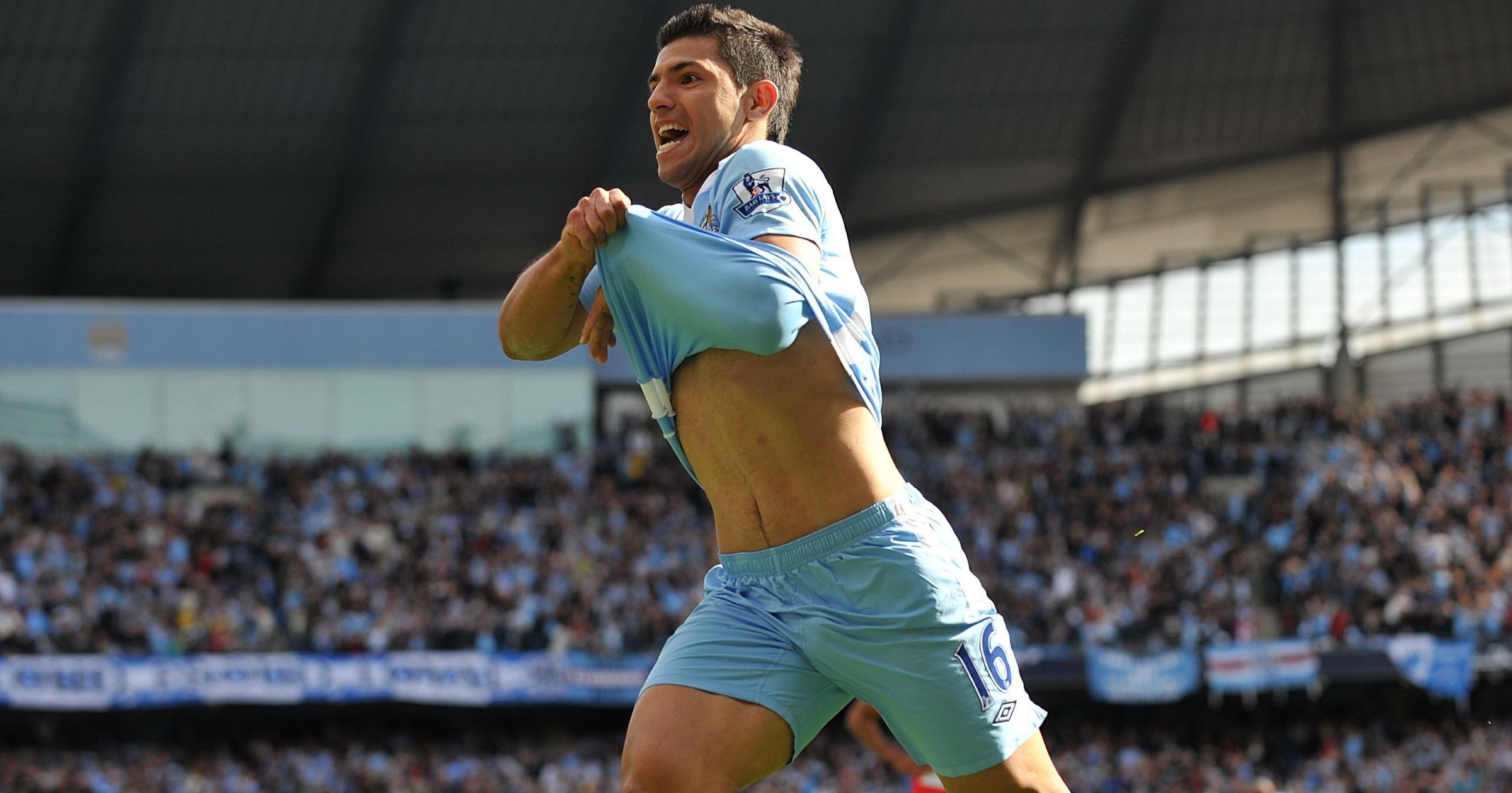 Çmenduri Mancity: fitorja dramatike e titullit që la Premier League…