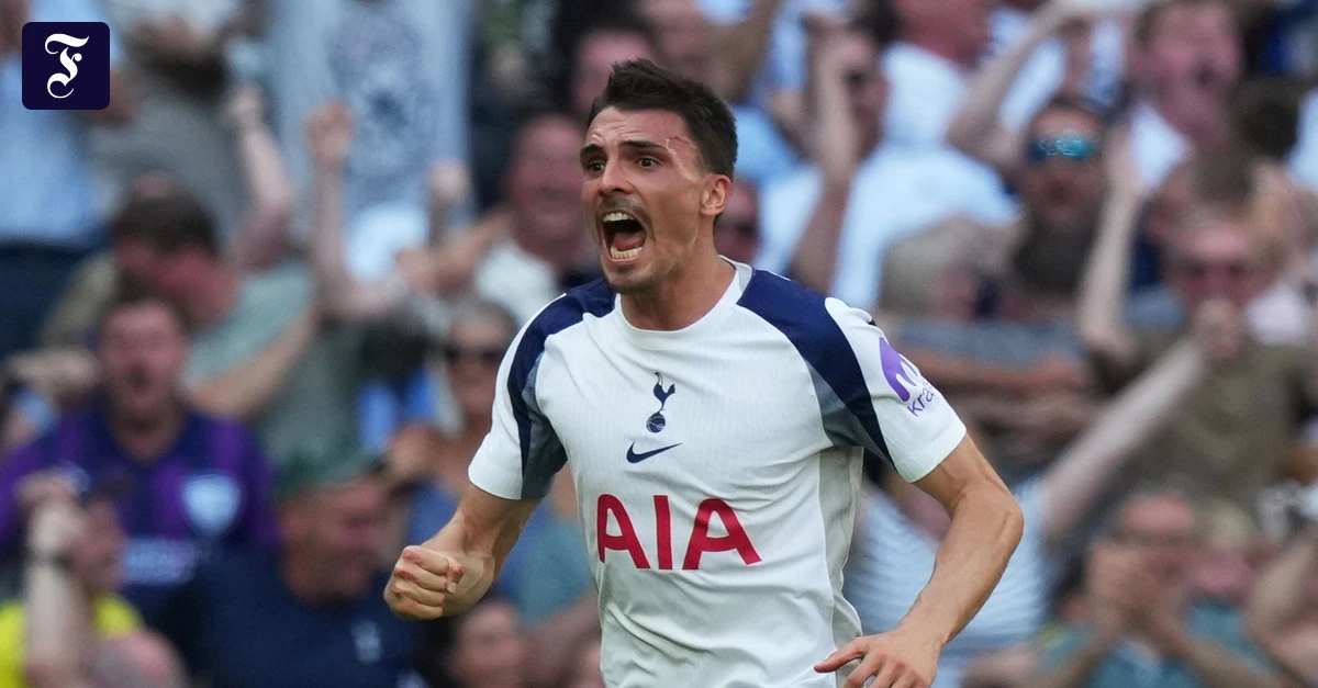 Premier League: Tottenham arrin të qëndrojë në ligë – lamtumirë Guardiolës dhe Salah