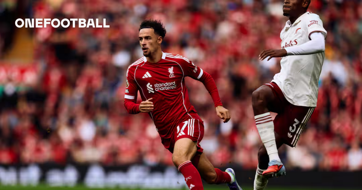 Gazetari: Klubi i Premier League dëshiron të nënshkruajë me yllin e Liverpool