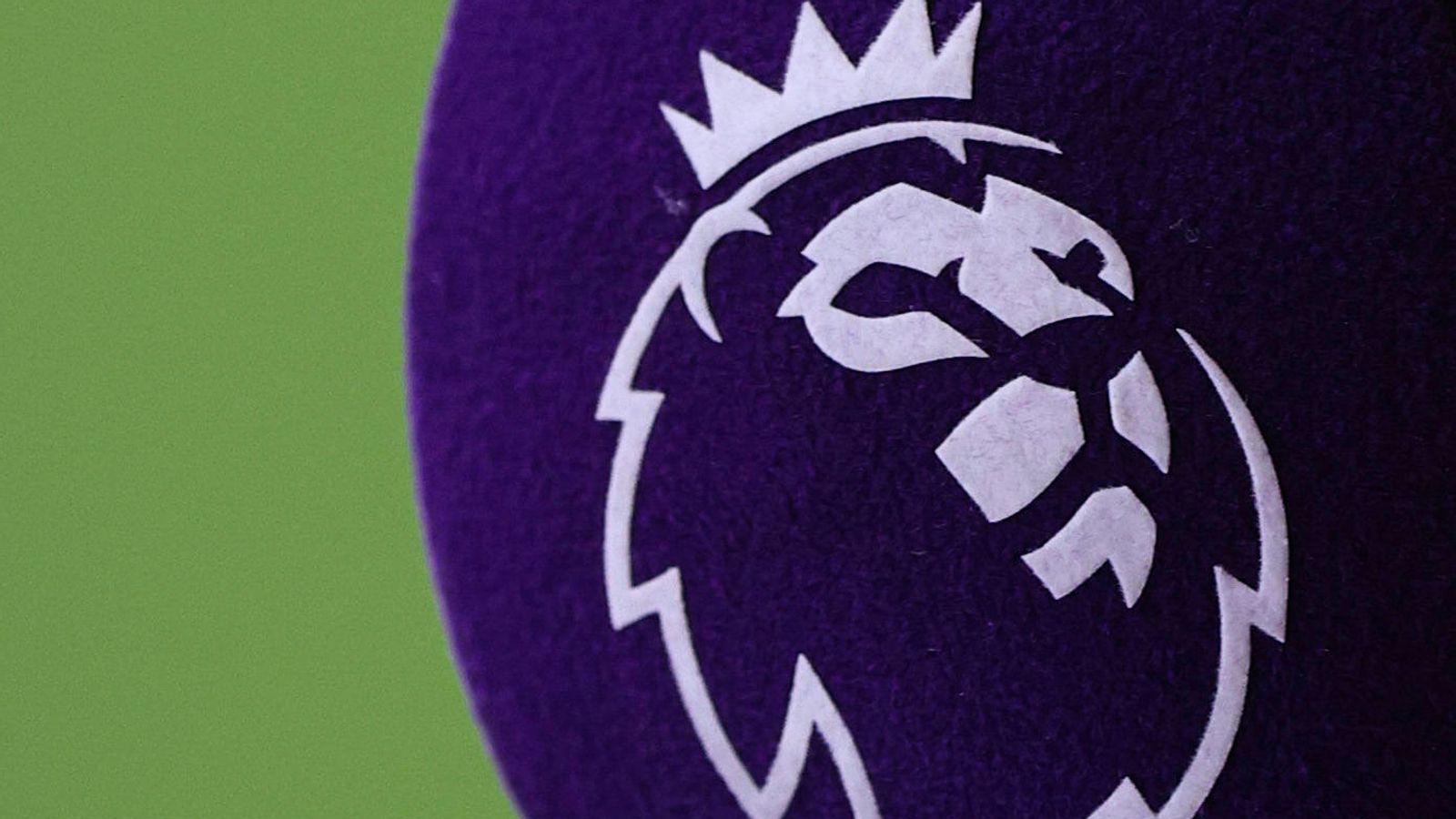 Premier League vendos rekord evropian