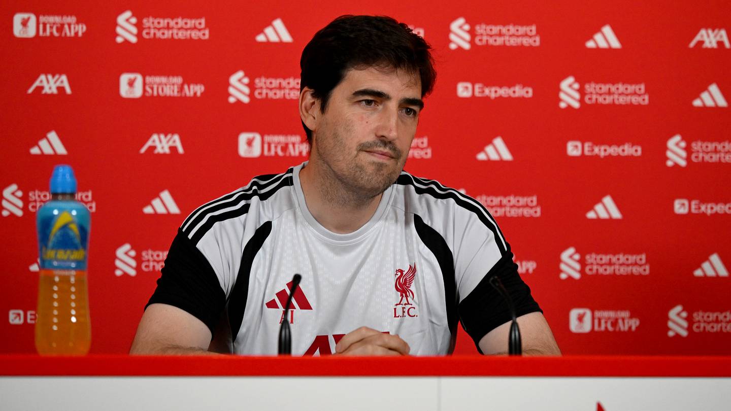 Liverpool: Iraola patjetër dëshiron të mbajë kandidatin për transferim