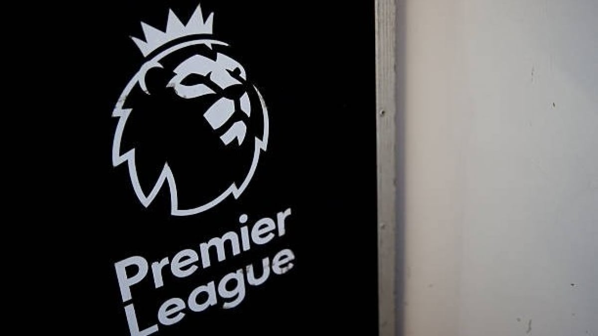 Në pokerin e transferimeve të Evropës, Premier League është shumë më përpara se të tjerat.