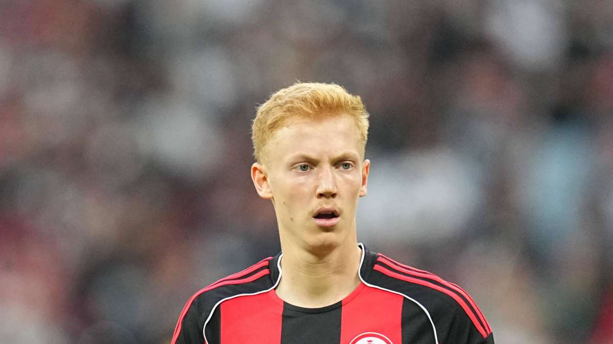 Hugo Larsson i Frankfurtit në qendër të vëmendjes në Premier League