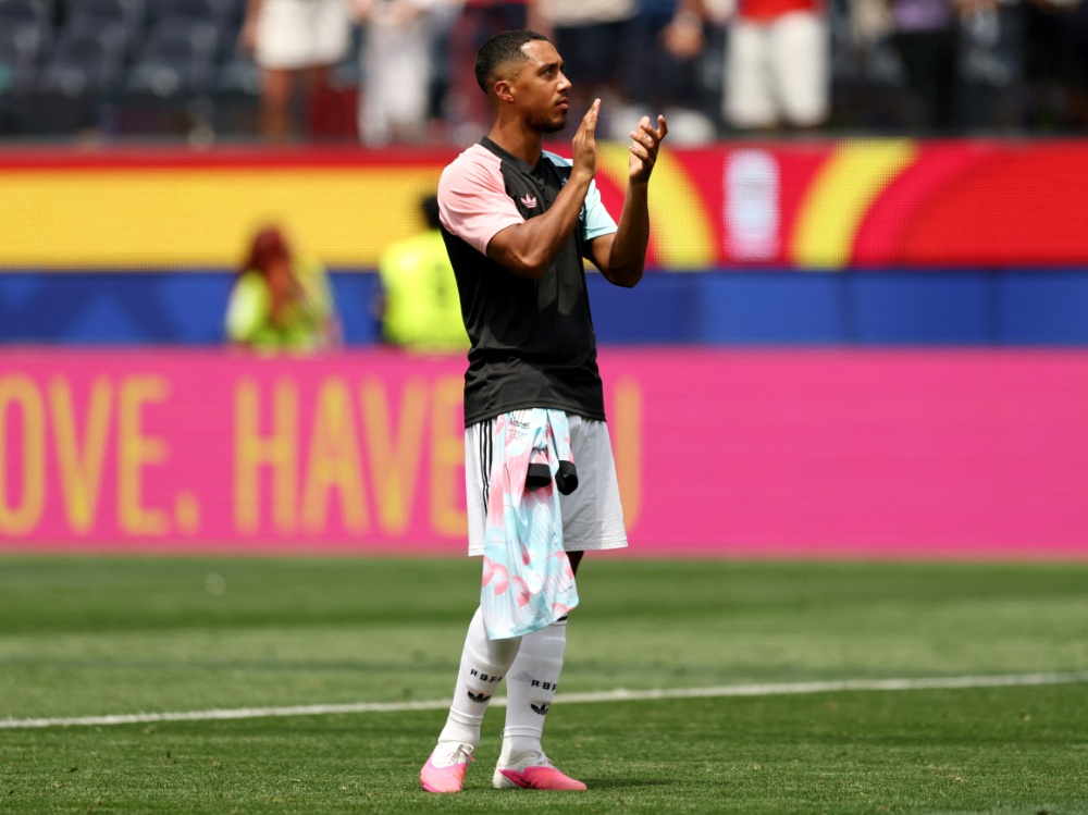 Kapiteni i Belgjikës Tielemans kalon nga Aston Villa te Manchester United