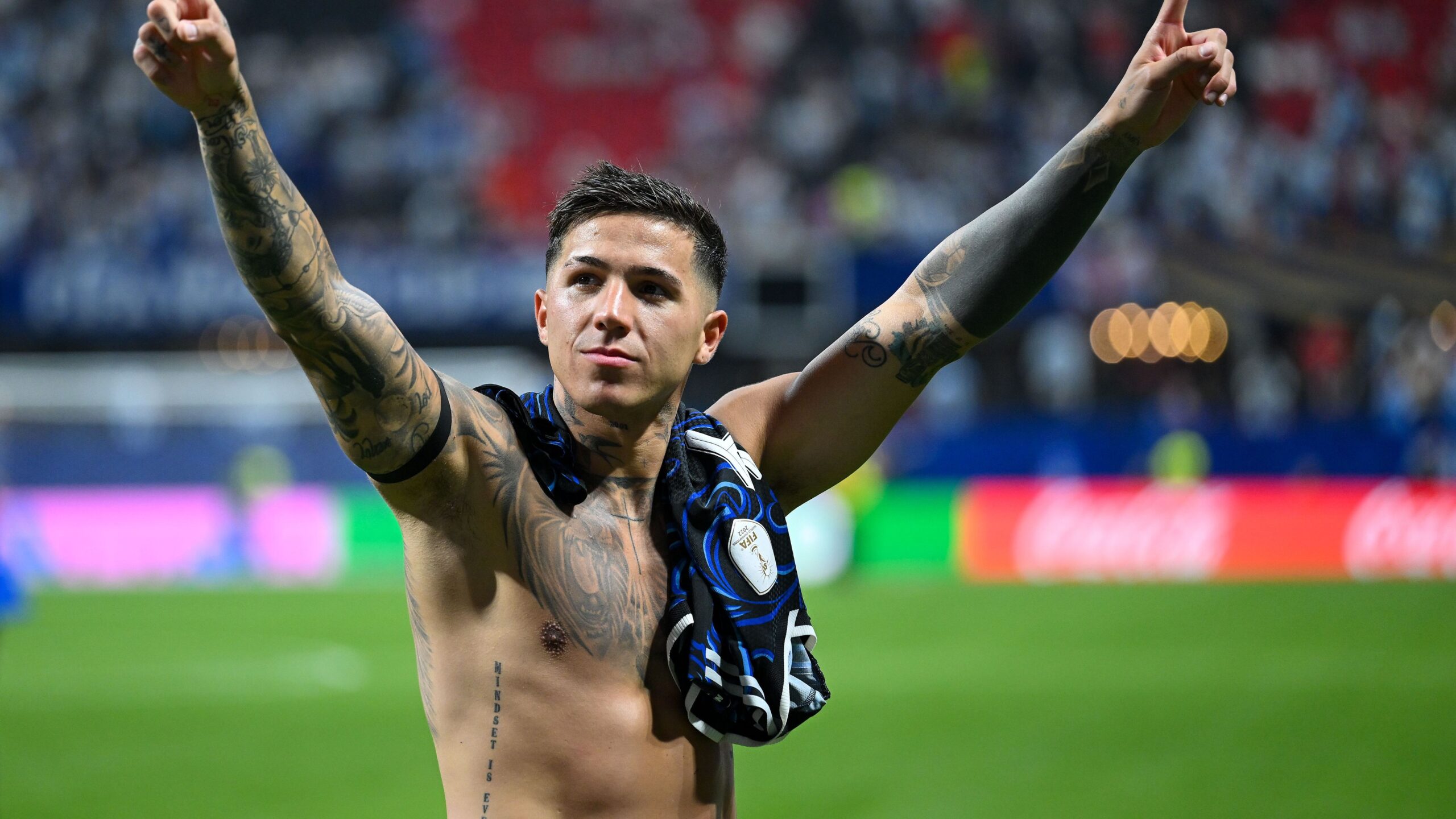 Stuhi për shkak të Enzo Fernandez: Tifozët shkojnë në barrikada kundër Chelsea FC