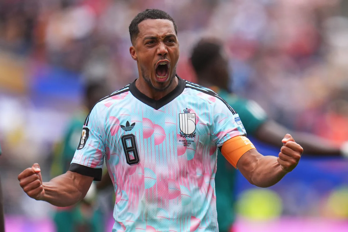 Kupa e Botës në Futboll - Raporte: Kapiteni i Belgjikës Tielemans në Manchester United - Sport