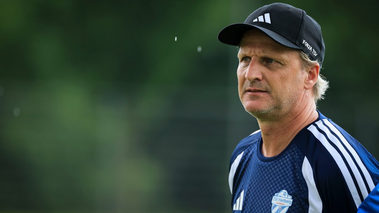 Ish-lojtari i Premier League stërvitet me Hartberg