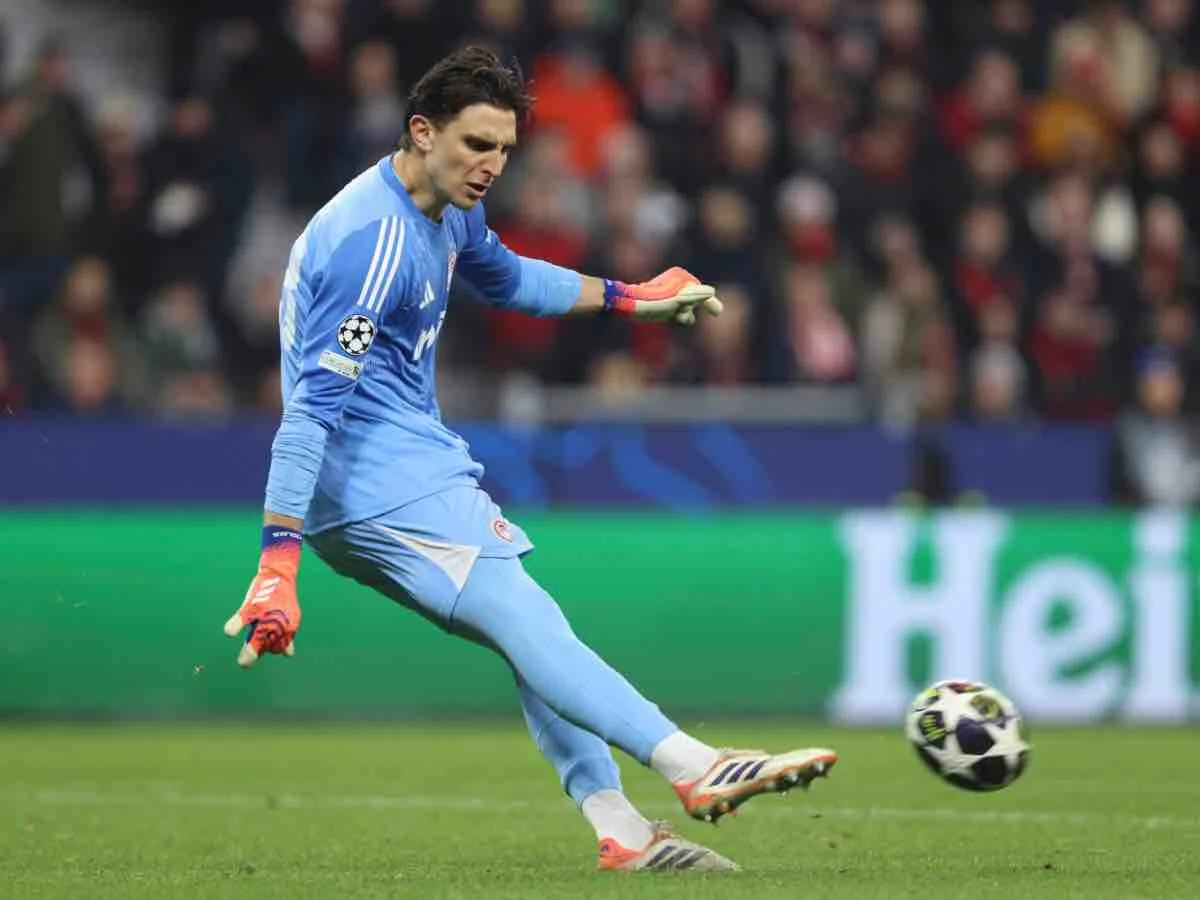 Aston Villa pyet për Tzolakis
