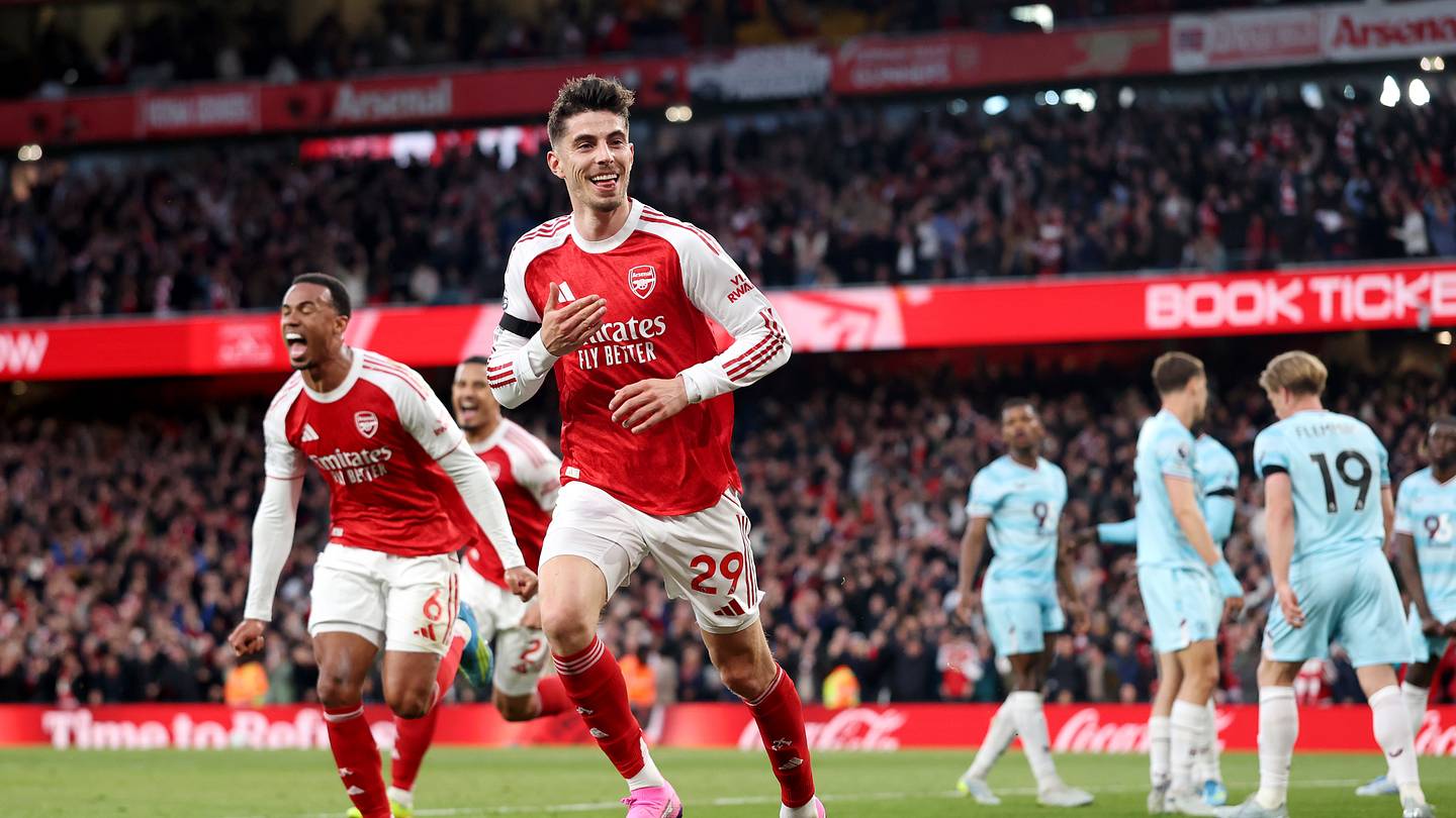 Parashikimi i AI: Superkompjuteri parashikon tabelën e Premier League 26/27