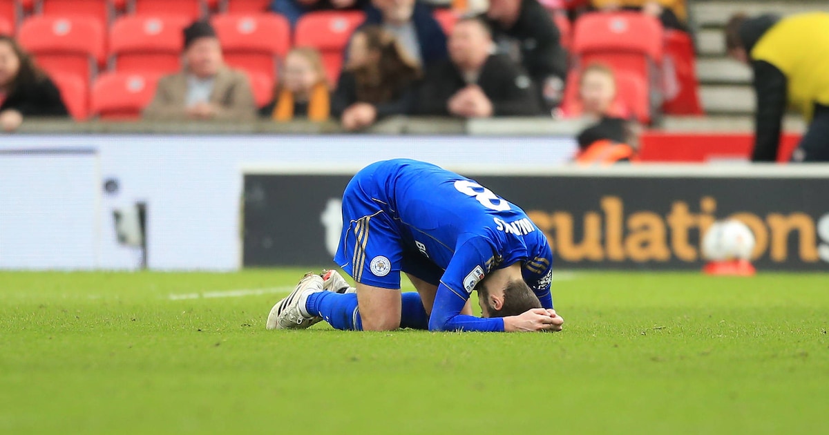10 vjet më parë, Leicester City u bë kampion i Anglisë, tani klubi është në rrënim dhe pritet të shitet.