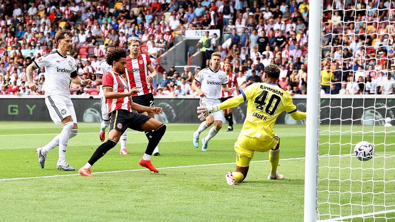 Hesse: 0:7! Debakli i Eintracht në provën e veshjes kundër Brentford